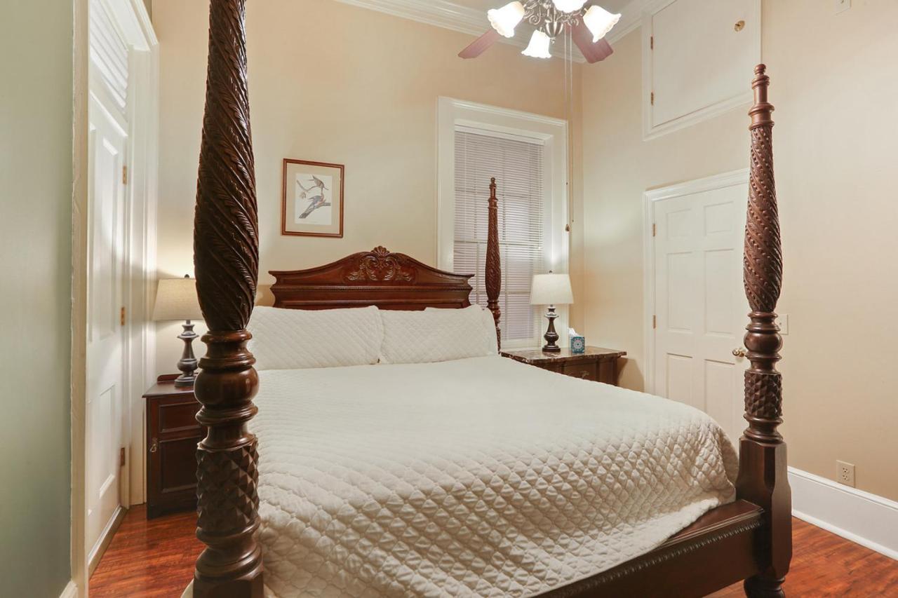 Grenoble House Hotel New Orleans Exterior photo